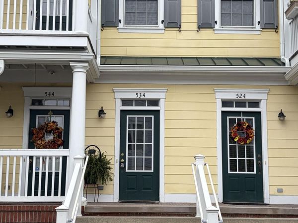 534 Constitution Street, Unit #42, Canton, MI 48188