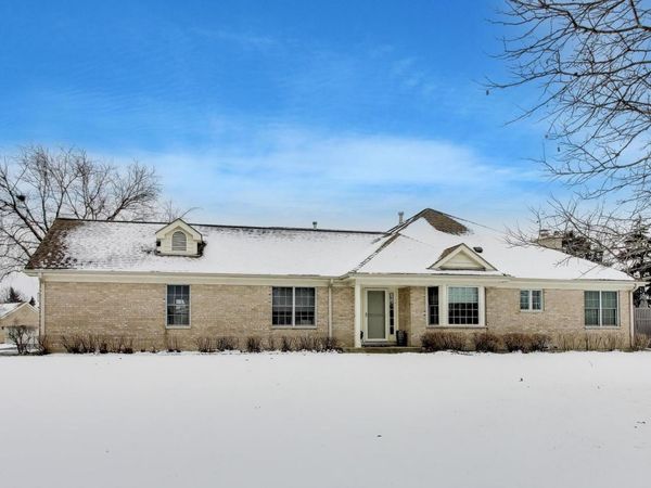 4408 Hammersmith Lane, Glenview, IL 60026