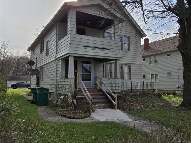 14512 Granger Road, Maple Heights, OH 44137 Photo 2