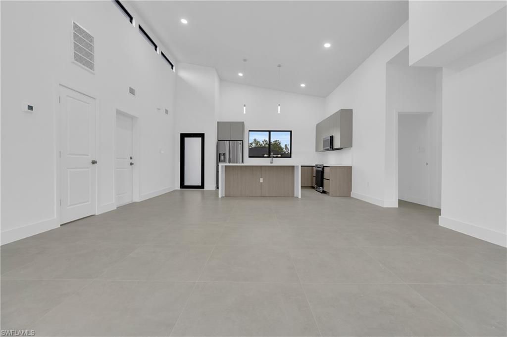 1009 State Ave, Lehigh Acres, FL 33972 Photo