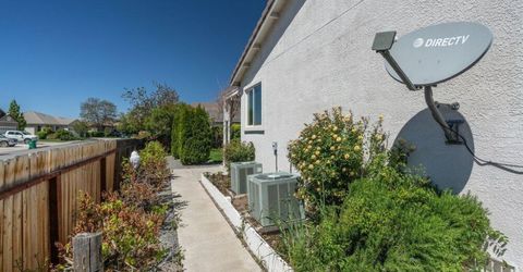 4301 Pinnacle Vista Court, Sparks, NV 89436 Photo