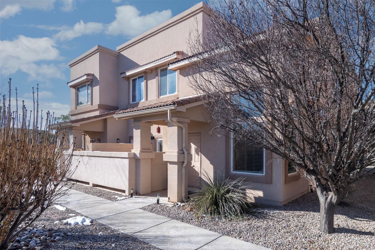 4504 Santa Elena Street, Unit A, Santa Fe, NM 87507 Main Photo