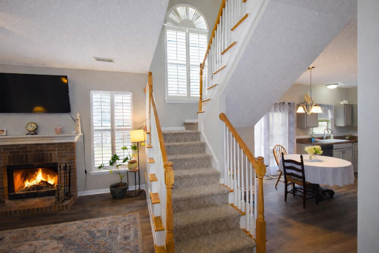 4079 Laurelwood Drive Photo 10