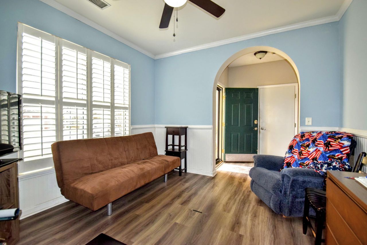 4079 Laurelwood Drive Photo 13