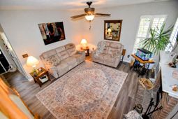 4079 Laurelwood Drive photo 4