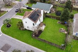 4079 Laurelwood Drive photo 4