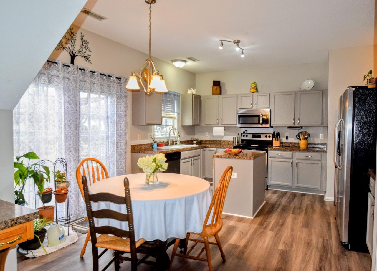 4079 Laurelwood Drive Photo 8