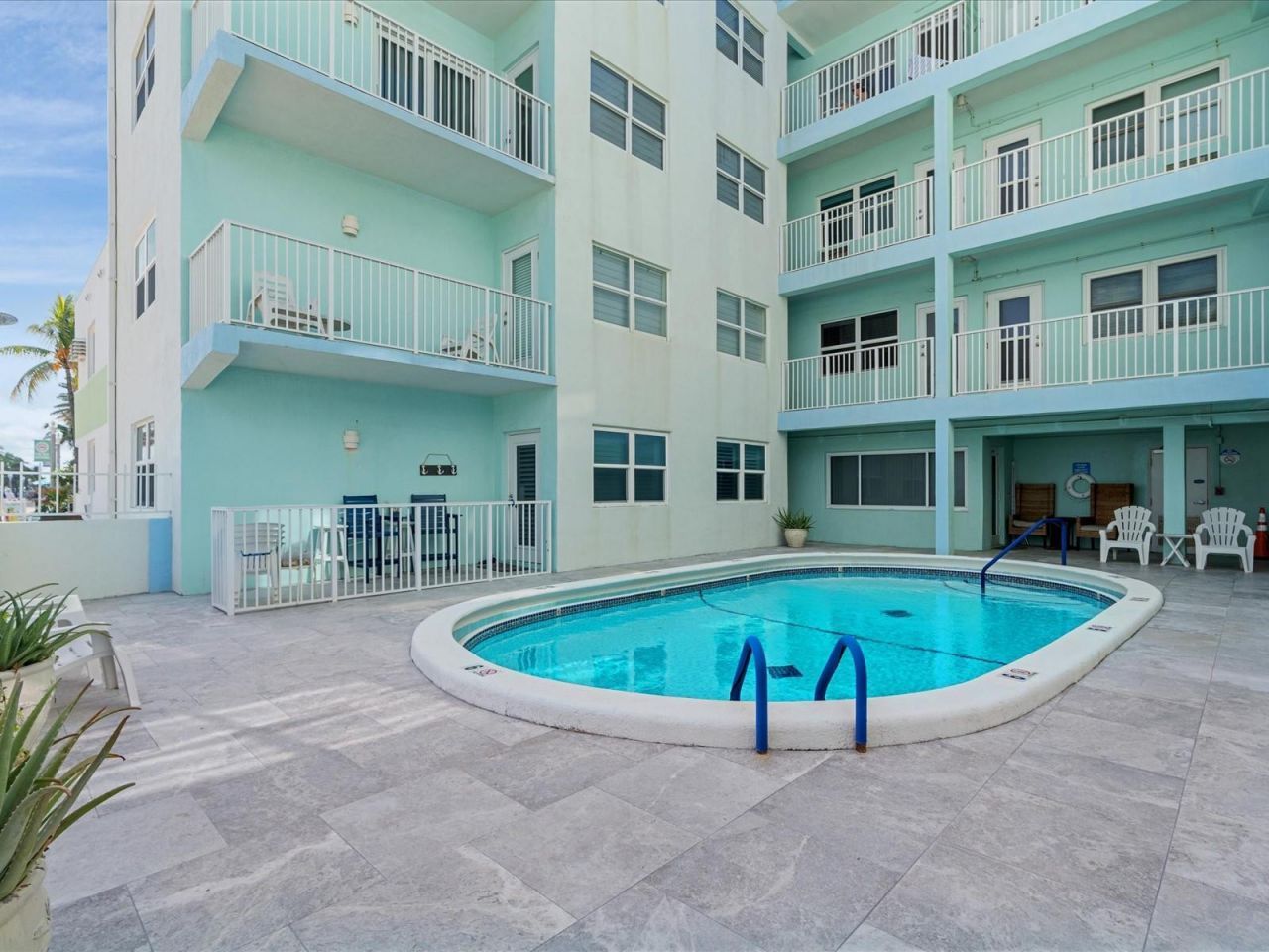 2600 N Surf Road, Unit 302, Hollywood, FL 33019 Photo