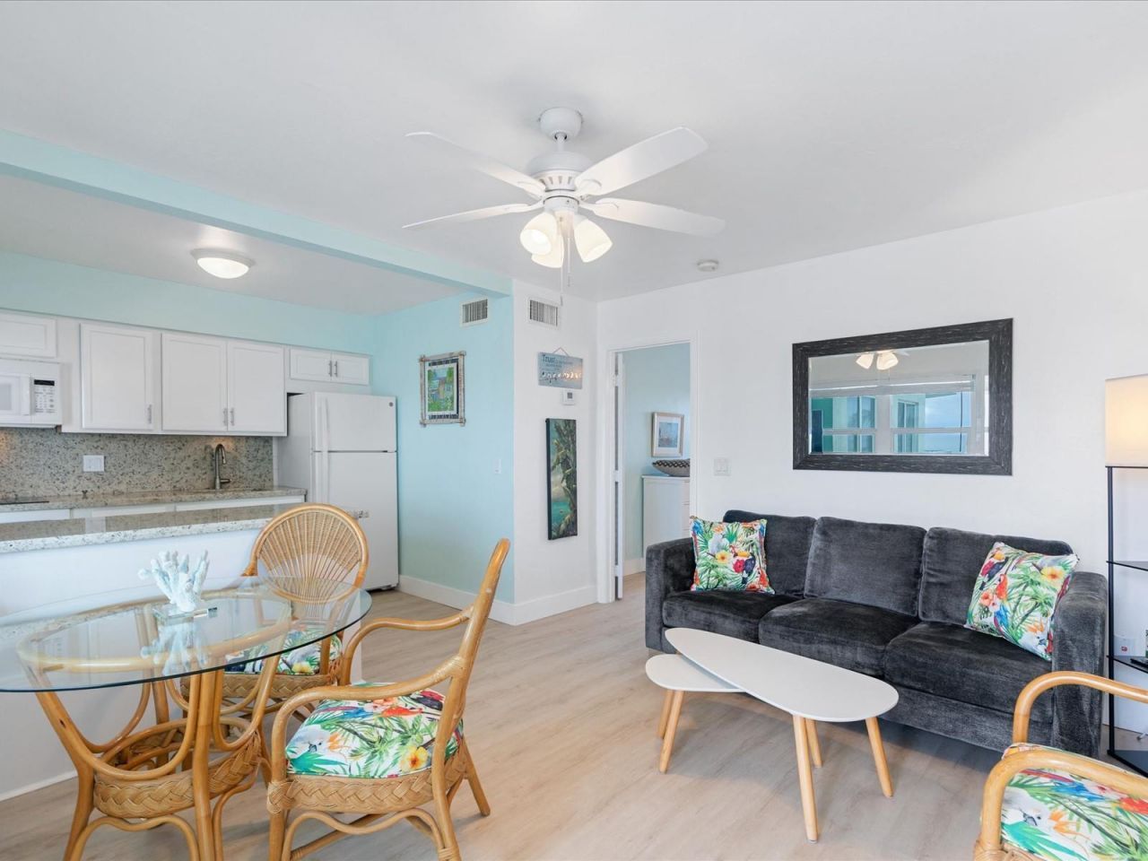 2600 N Surf Road, Unit 302, Hollywood, FL 33019 Photo