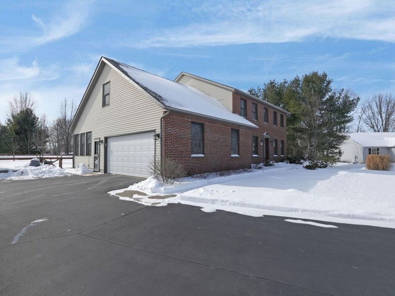 55 Roland Court, Pataskala, OH 43062 Photo 3