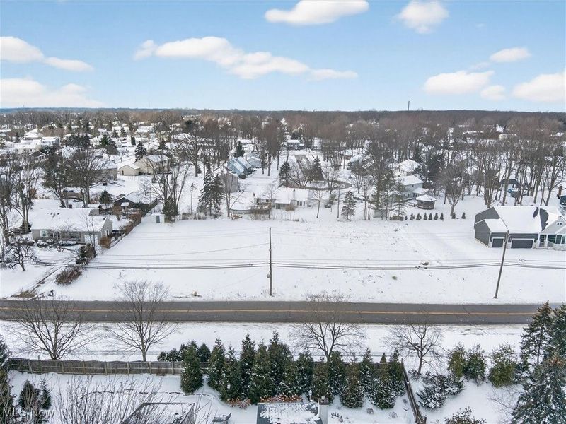 550 Lear Road, Avon Lake, OH 44012 Photo 1