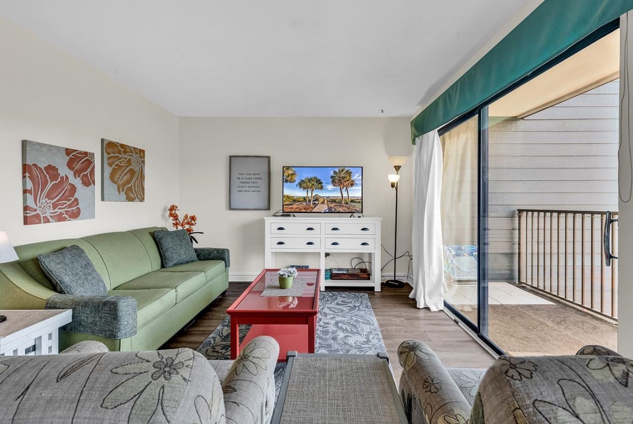 5905 S Kings Hwy. Photo 2