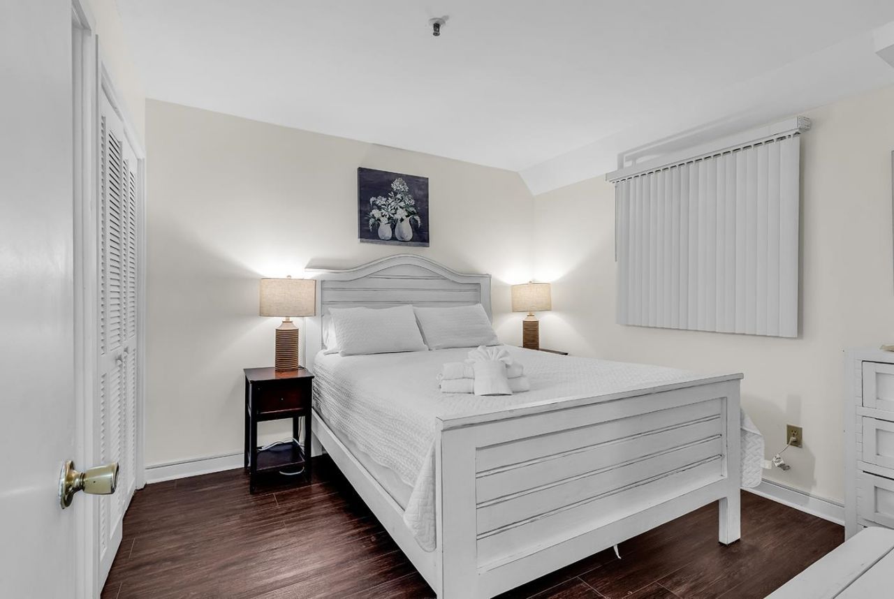 5905 S Kings Hwy. Photo 5