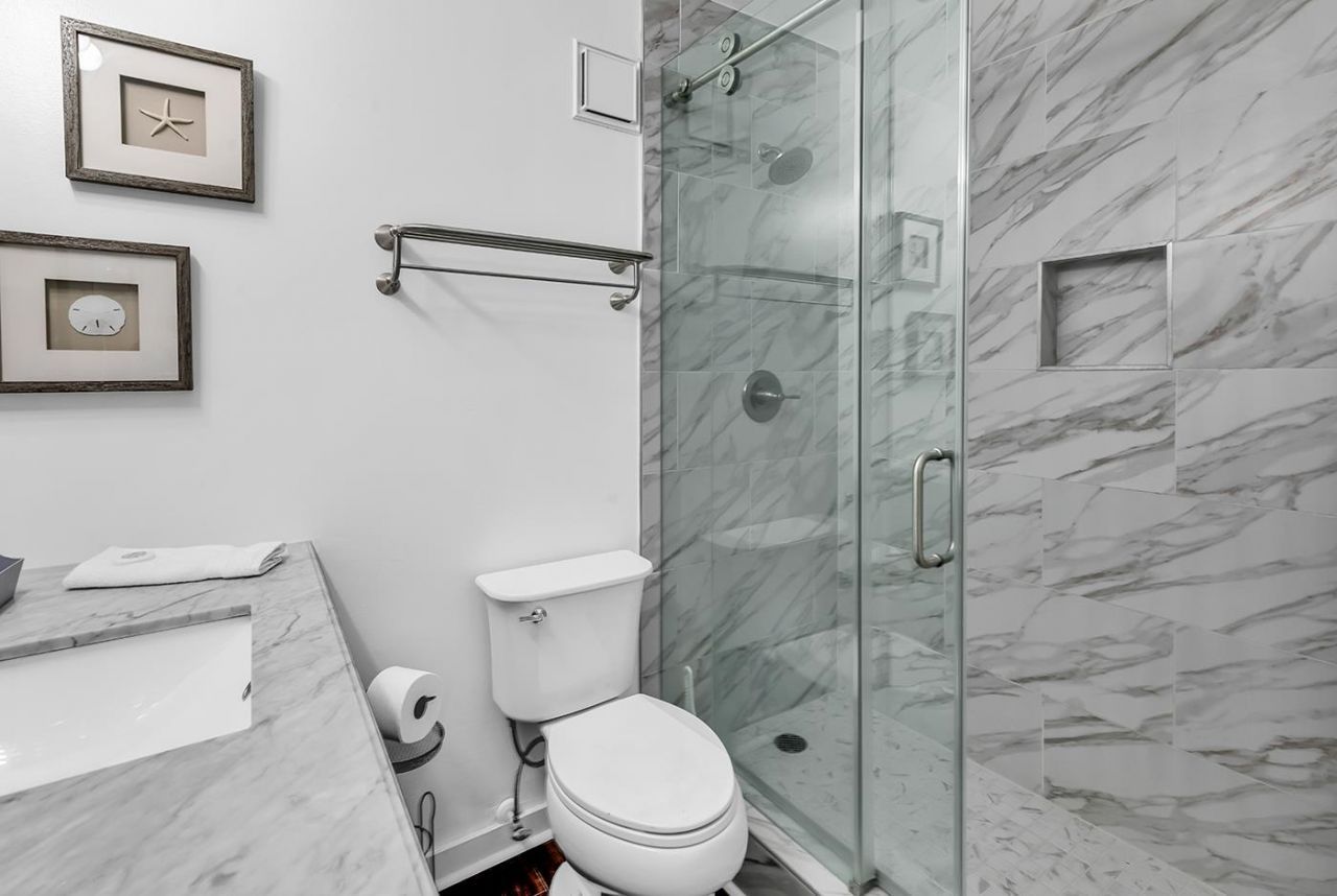 5905 S Kings Hwy. Photo 8