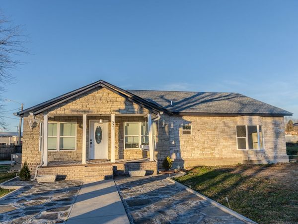 521 E New Ave , Monterey, TN 38574