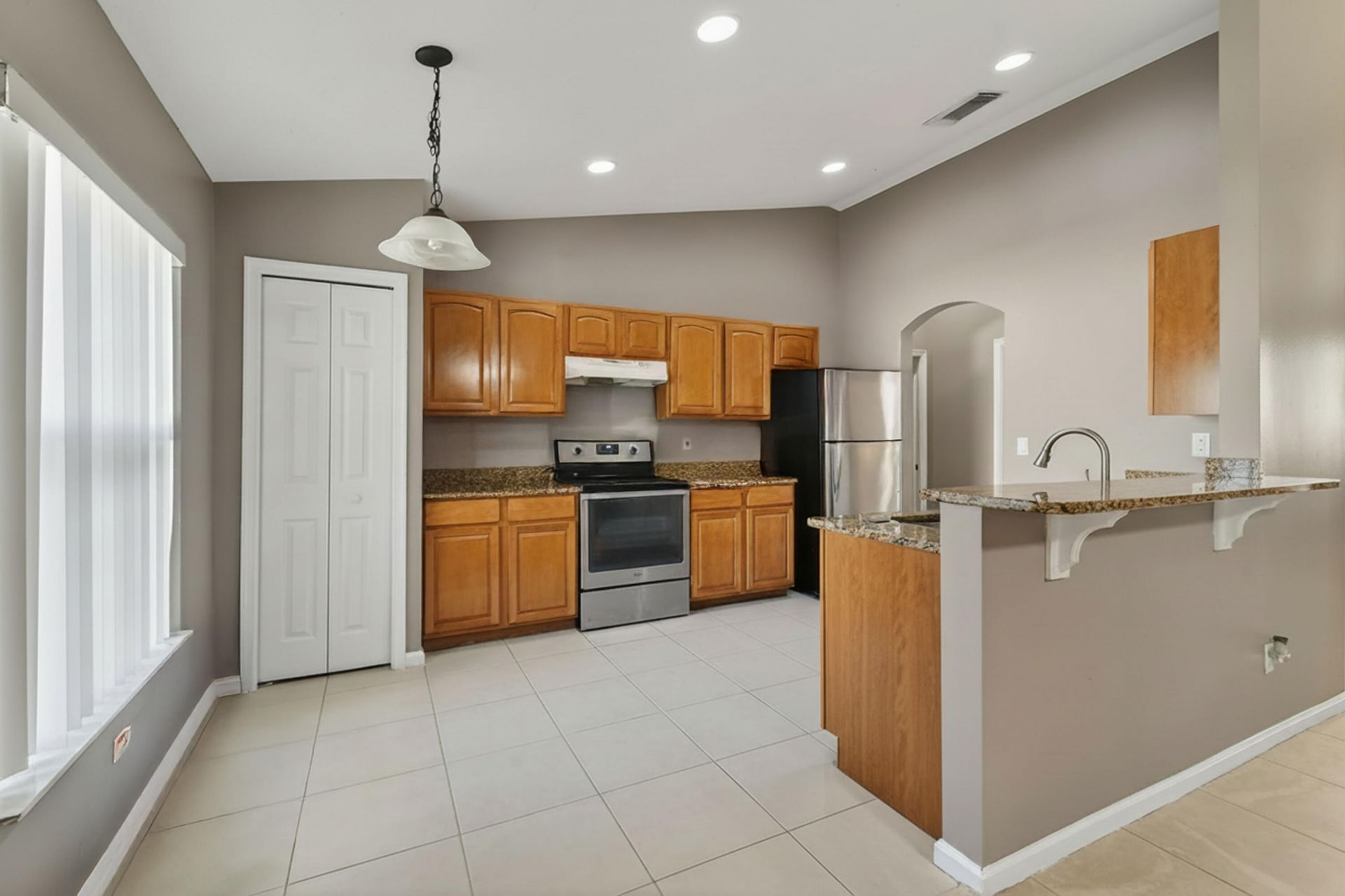 933 SW General Patton Terrace, Port Saint Lucie, FL 34953 Photo