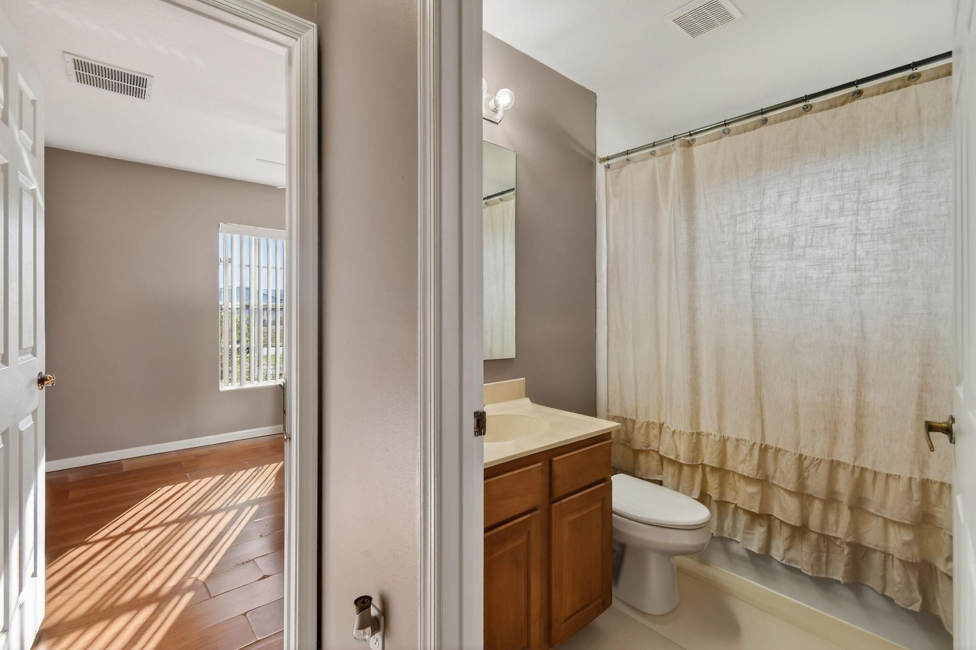 933 SW General Patton Terrace, Port Saint Lucie, FL 34953 Photo