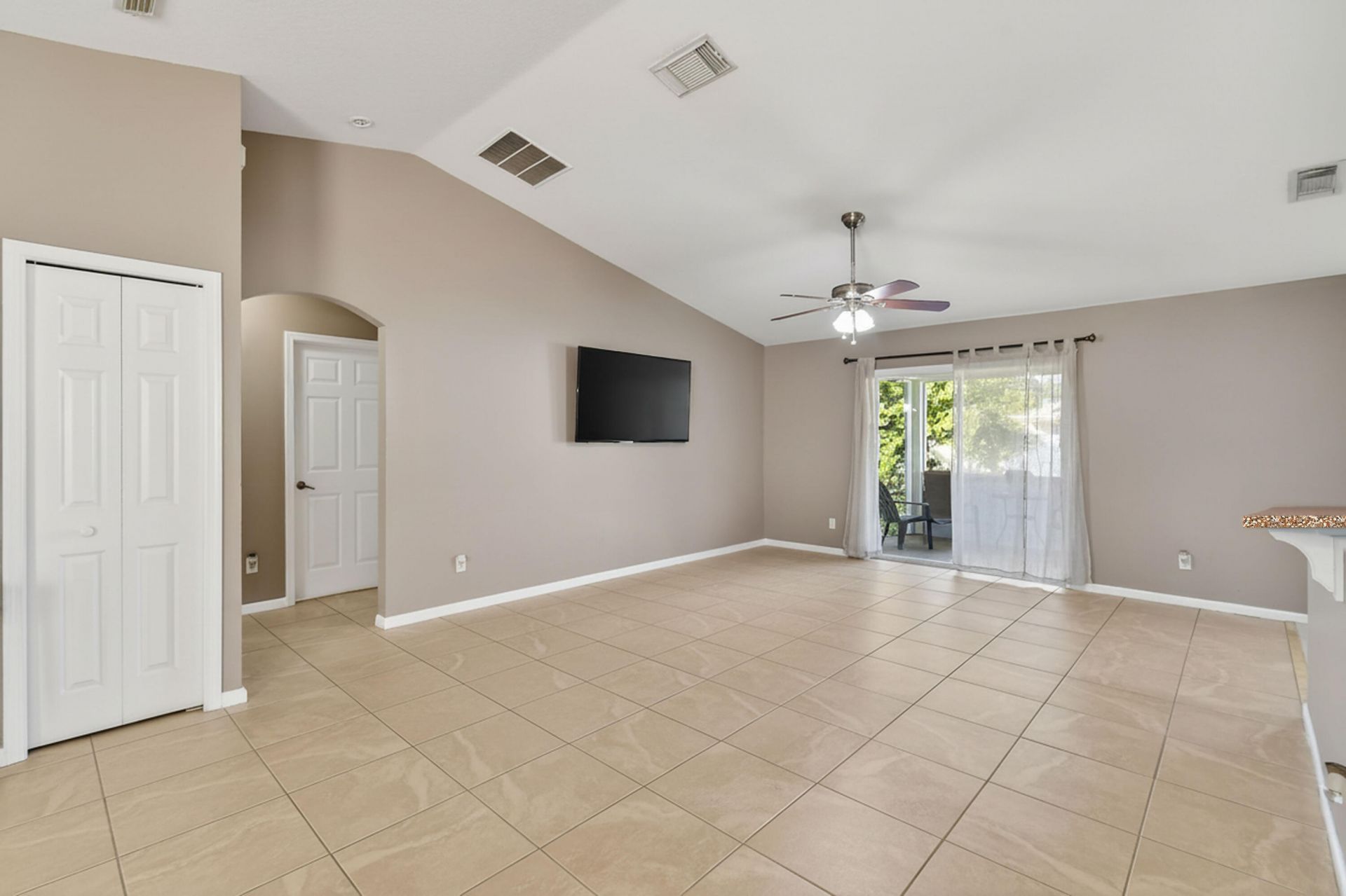933 SW General Patton Terrace, Port Saint Lucie, FL 34953 Photo