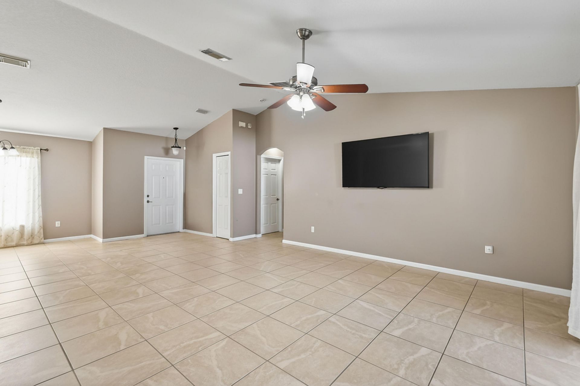 933 SW General Patton Terrace, Port Saint Lucie, FL 34953 Photo