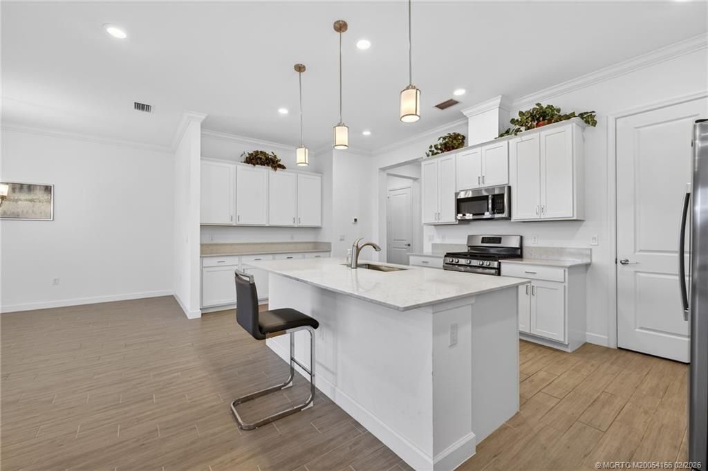 607 SE Mulberry Way, Port Saint Lucie, FL 34984 Photo