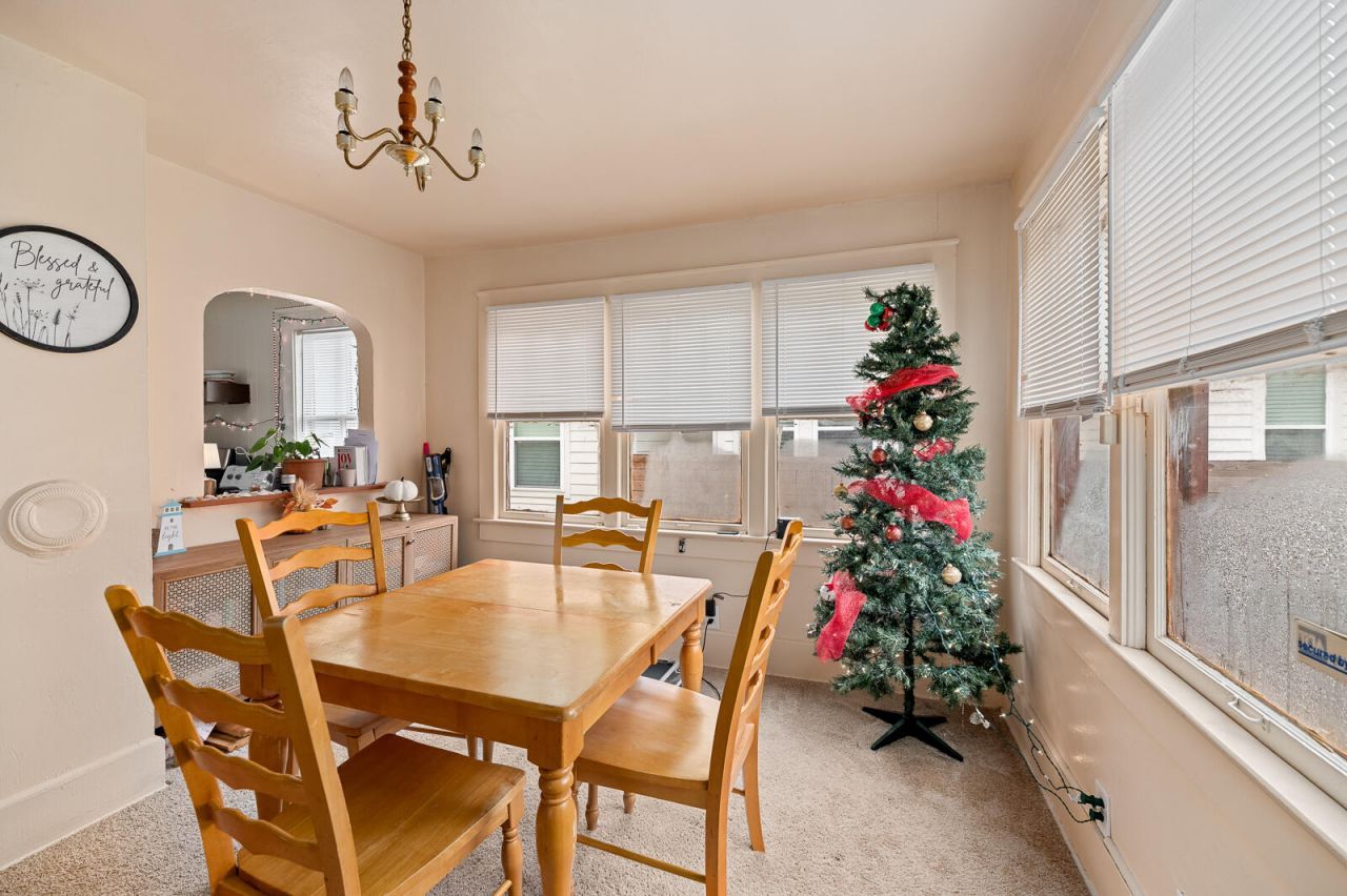 7 Gordon Street Photo 6