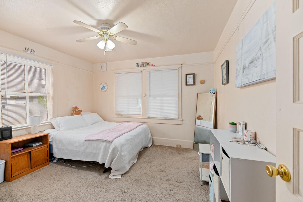 7 Gordon Street Photo 9