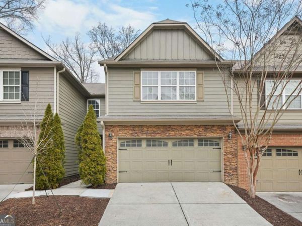 2324 Whiteoak Lane SE, Smyrna, GA 30080