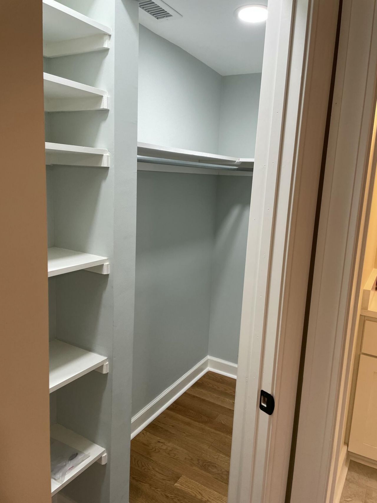 44 Hillcreek Boulevard Photo 5