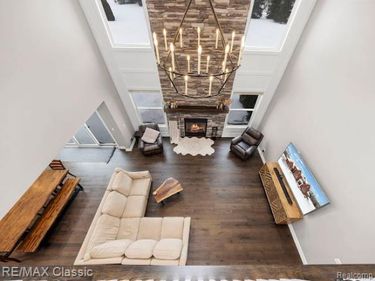 1994 Charles Court, Milford Twp, MI 48380