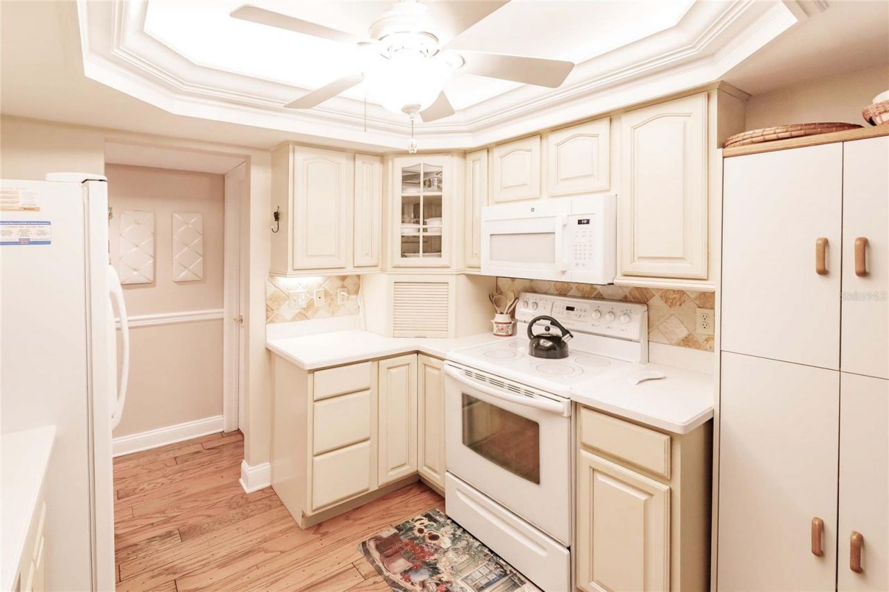 6030 E Peppertree Way, Unit 222A, Sarasota, FL 34242 Photo