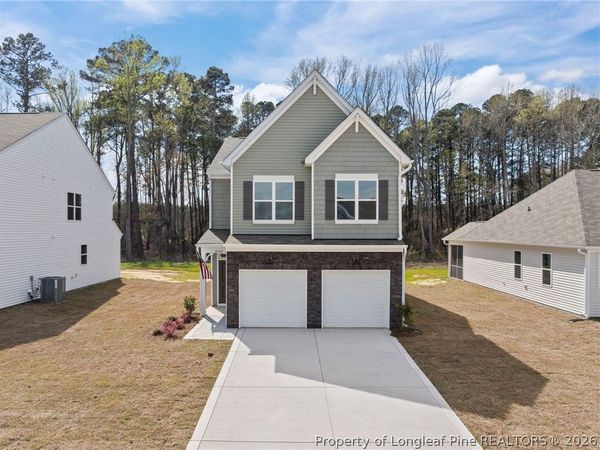 4542 Bunkers Bay Lane, Hope Mills, NC 28371