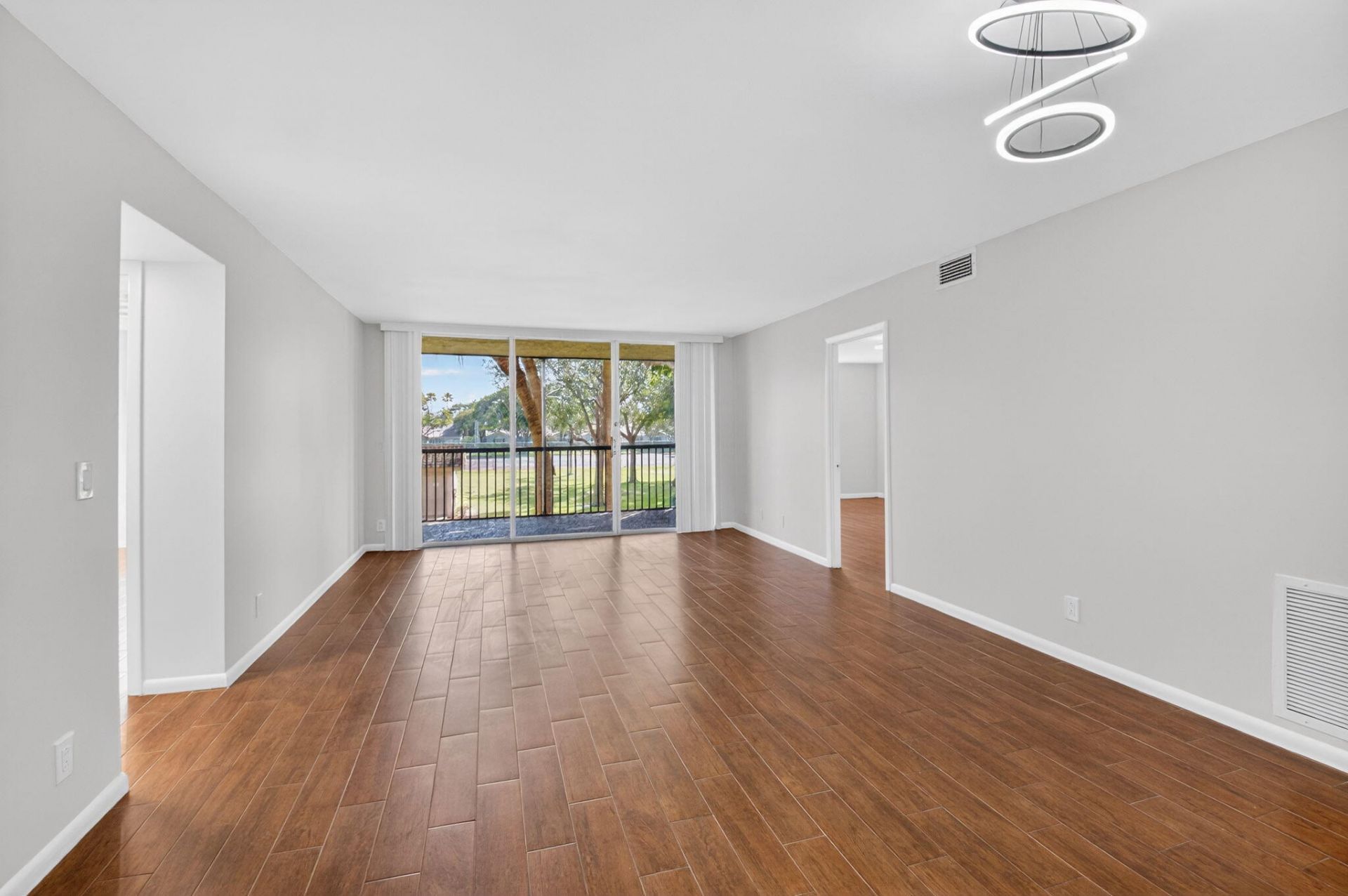 5260 NW 2nd Avenue, Unit 206, Boca Raton, FL 33487 Photo