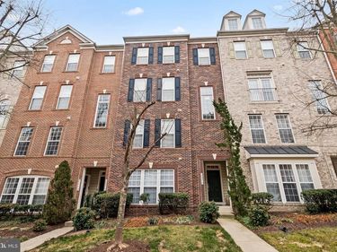 2218 MARGRAF CIRCLE, WOODBRIDGE, VA 22191