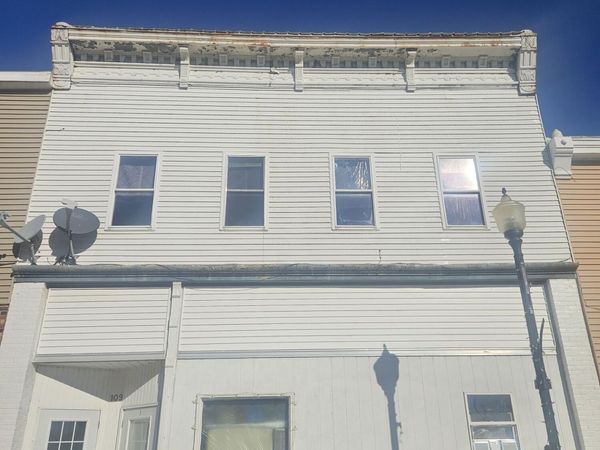 109 W 4TH ST, Wilton, IA 52778