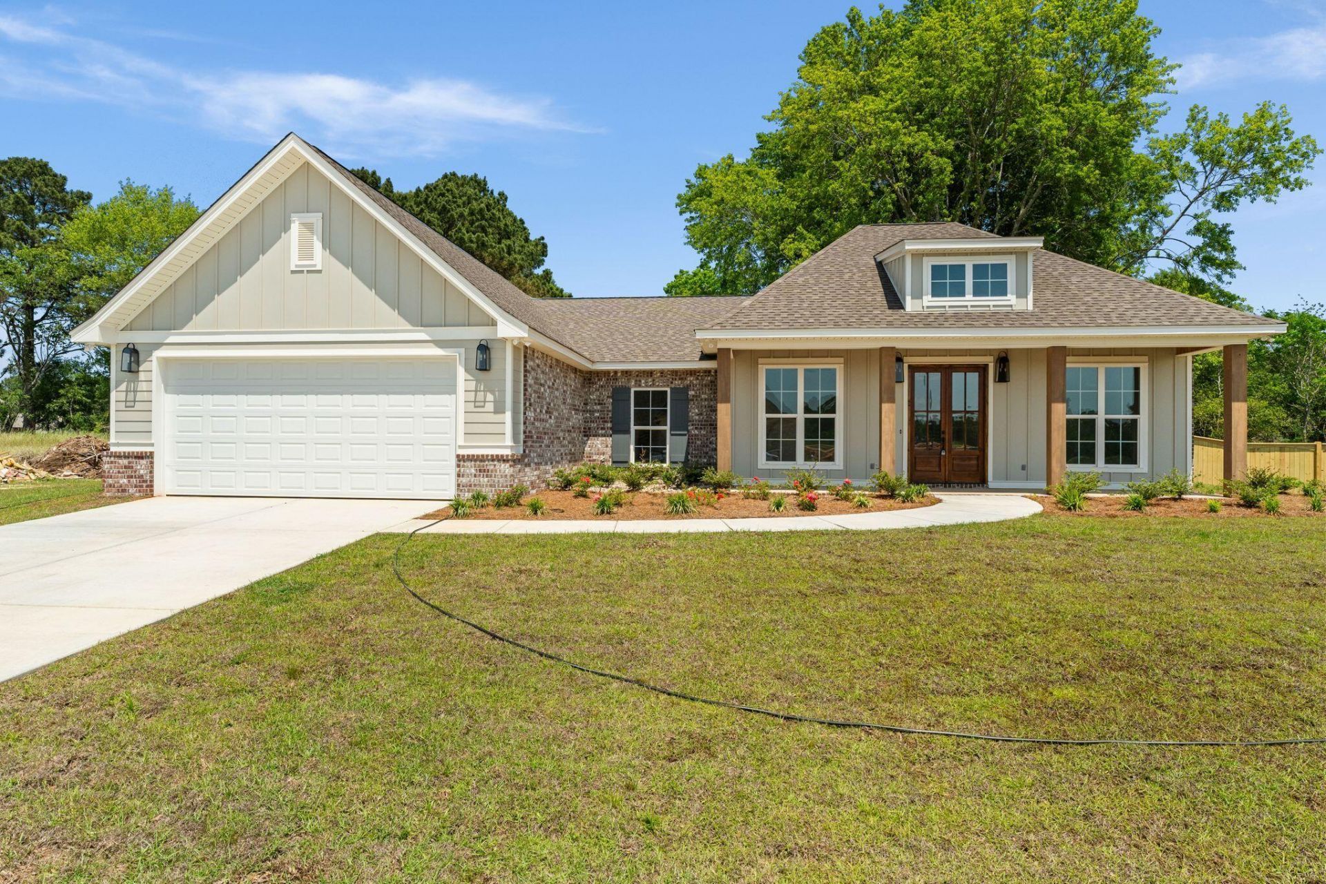 136 Micawber Loop, Hattiesburg, MS 39402 Main Photo