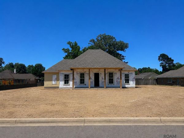 5718 Landmor Dr, Greenwell Springs, LA 70739