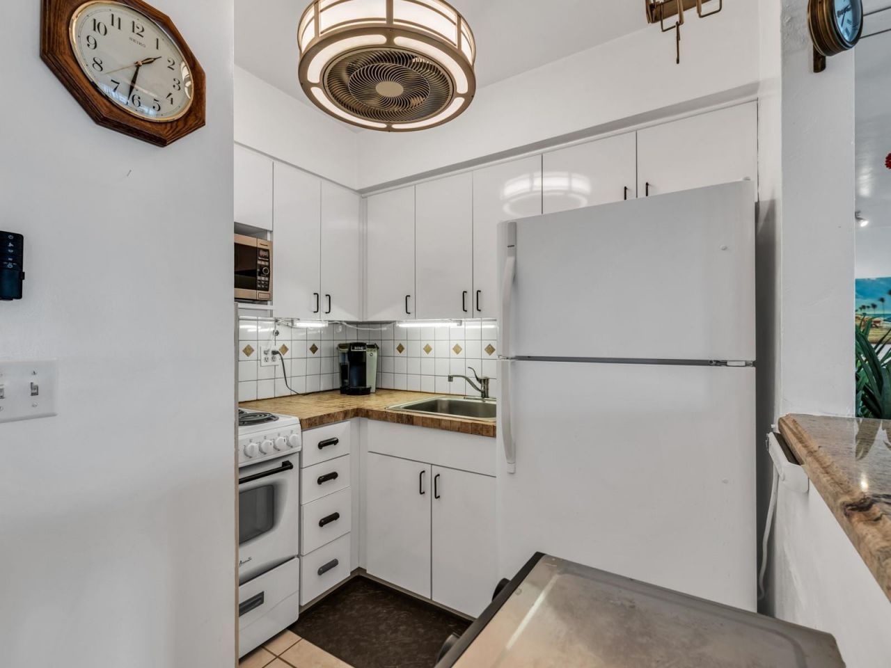 851 Atlantic Shores Boulevard, Unit 120, Hallandale Beach, FL 33009 Photo