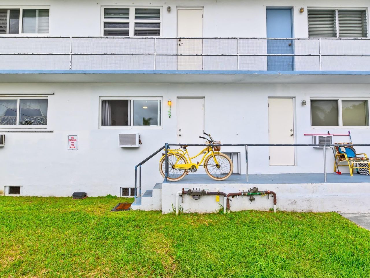 851 Atlantic Shores Boulevard, Unit 120, Hallandale Beach, FL 33009 Photo