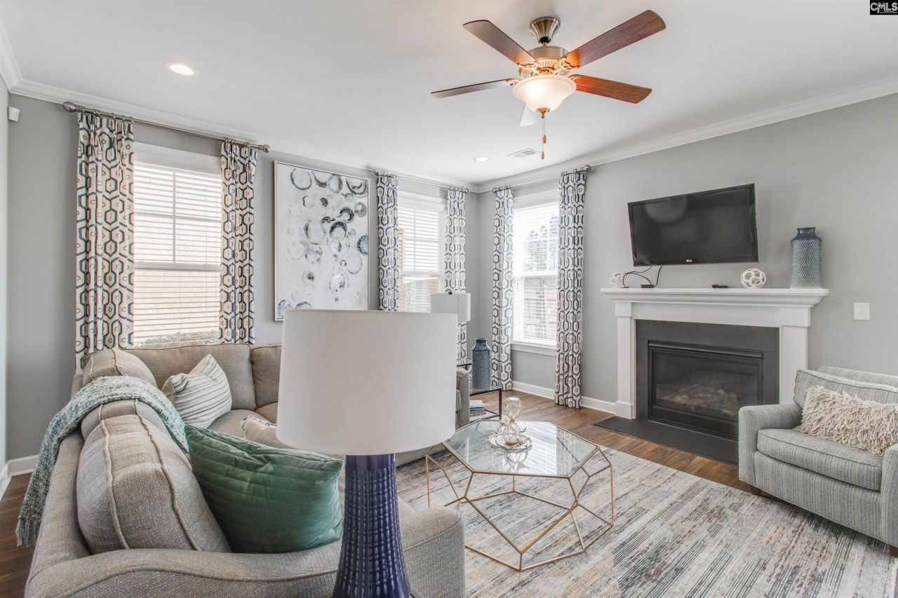 153 Aldergate Drive Photo 10