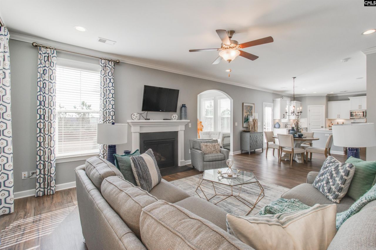 153 Aldergate Drive Photo 11