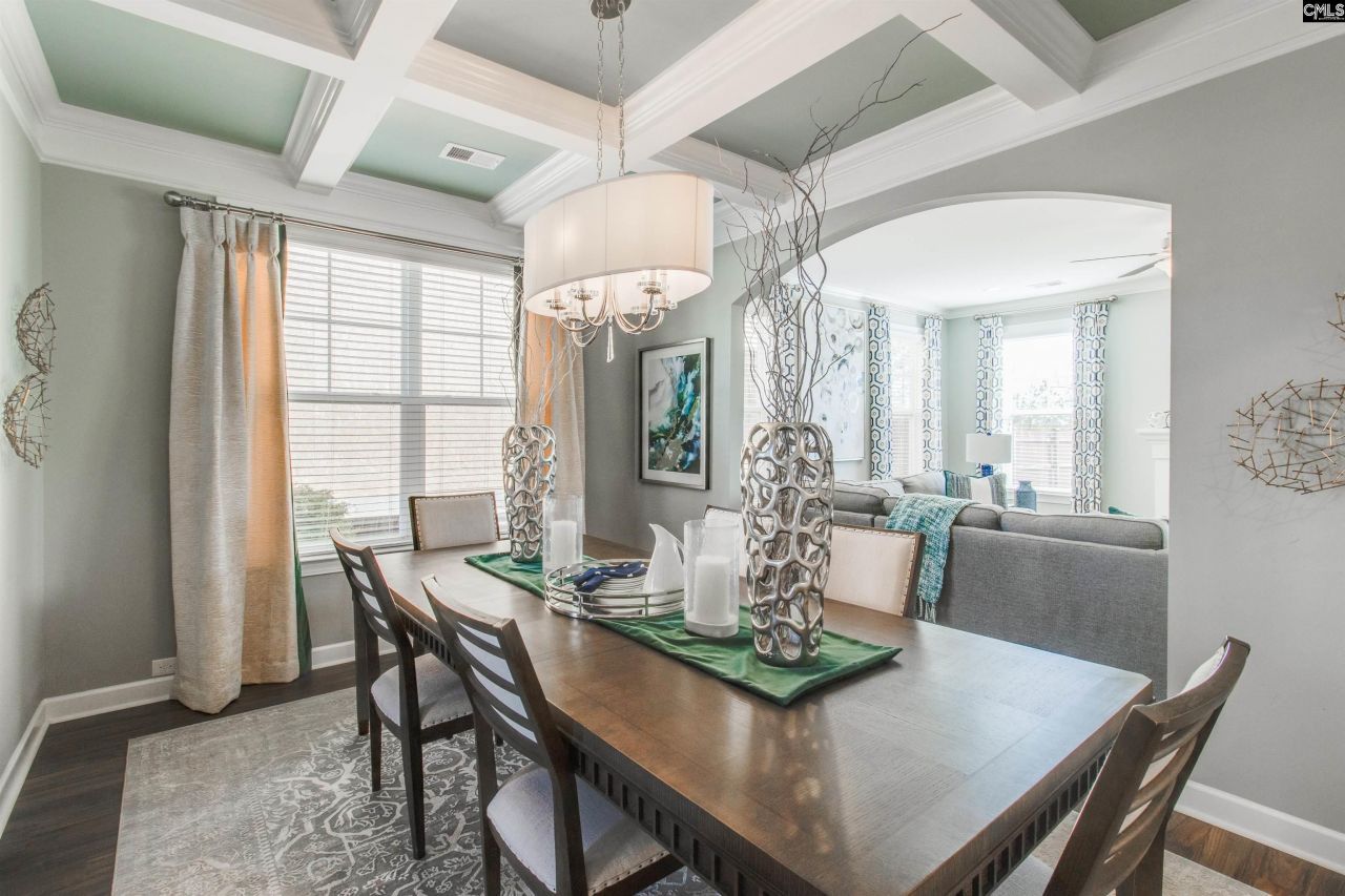 153 Aldergate Drive Photo 8