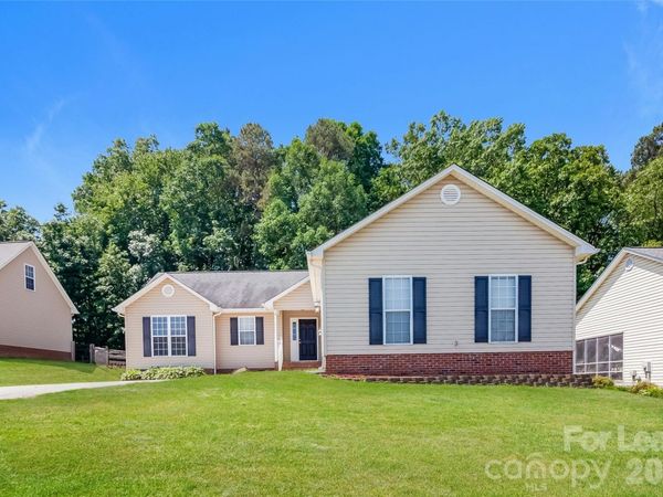 920 Carole Summey Drive, Dallas, NC 28034