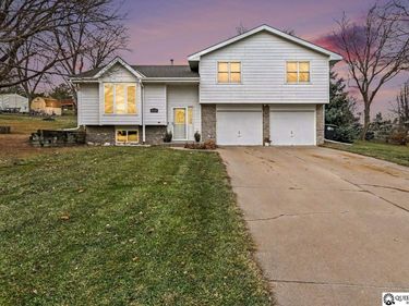 20210 Hopper Street, Elkhorn, NE 68022