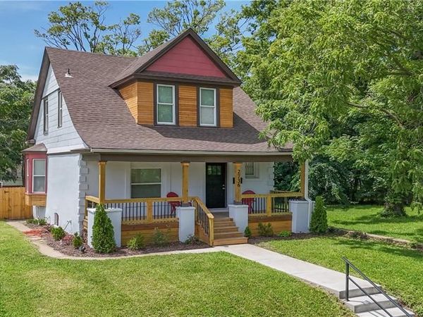 2736 Olive Street, Kansas City, MO 64109