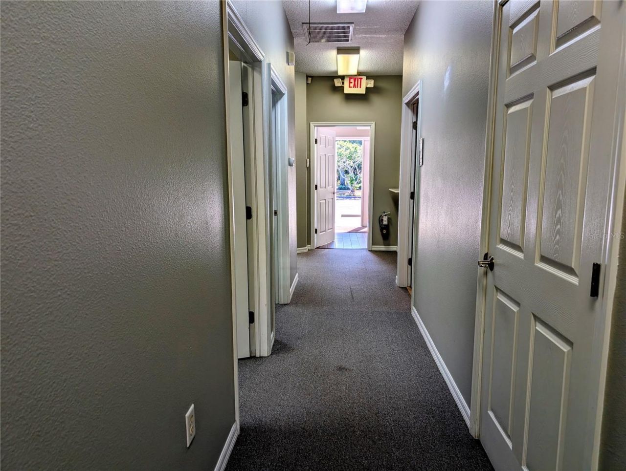 6938 W Linebaugh Avenue, Tampa, FL 33625 Photo