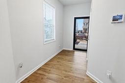 750 Justify Loop photo 4