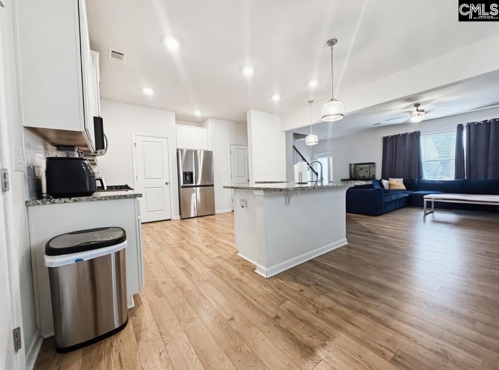 750 Justify Loop Photo 7