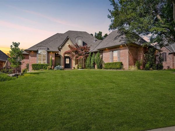 825 Crystal Creek Place, Edmond, OK 73034