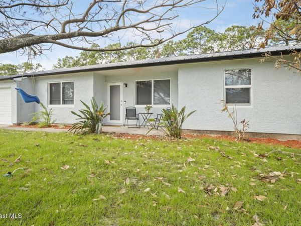 950 Barbados Avenue SE, Palm Bay, FL 32909