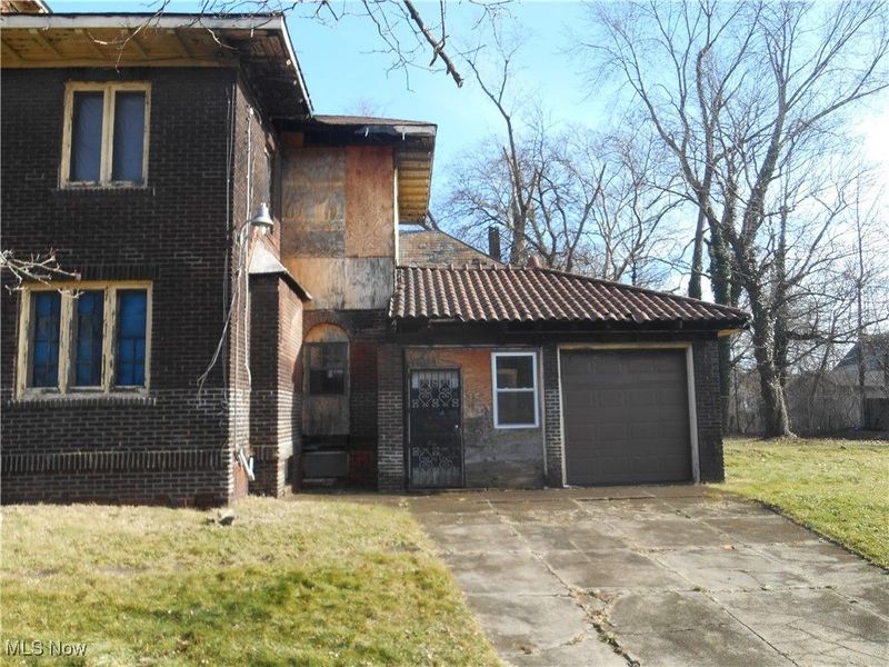 1683 Juanita Avenue, Youngstown, OH 44504 Photo 3